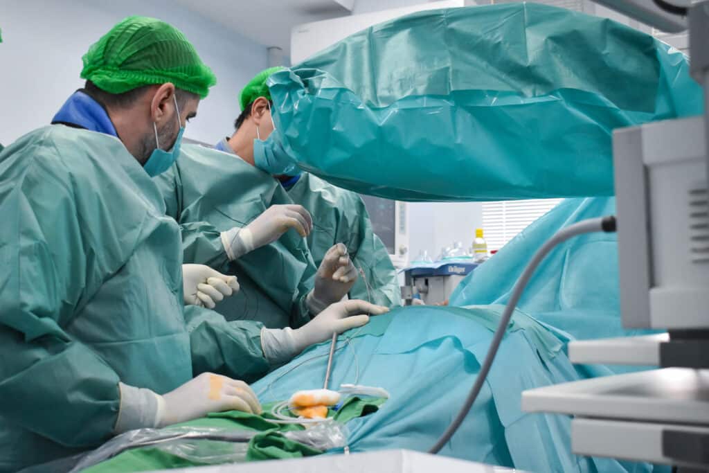 U toku rada u OP sali